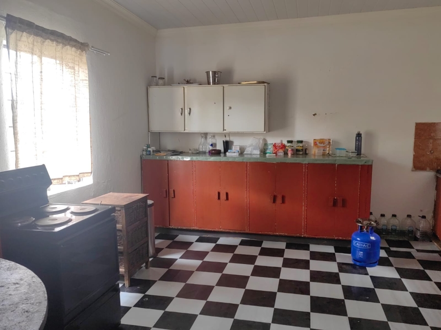 11 Bedroom Property for Sale in Estoire Free State